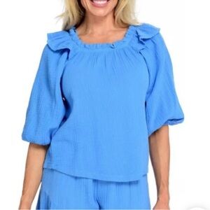 Never Been Worn-Fig & Vine Blue Off-Shoulder Women's Top